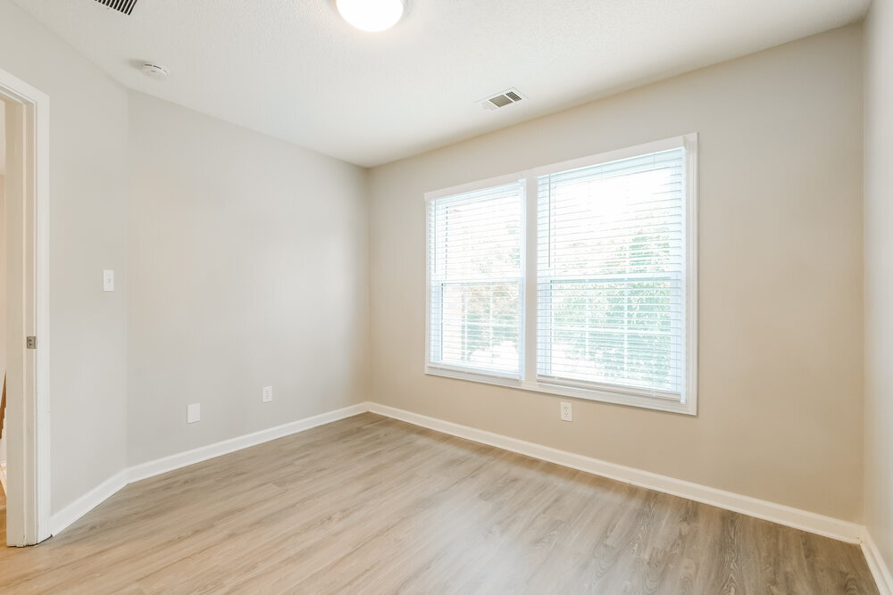 Building Photo - 802 Pinder Point Ct