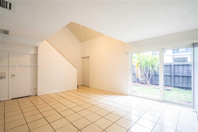 Building Photo - 600 N Rio Vista Blvd