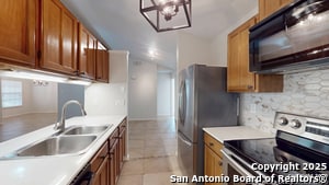 Building Photo - 13643 High Chapel