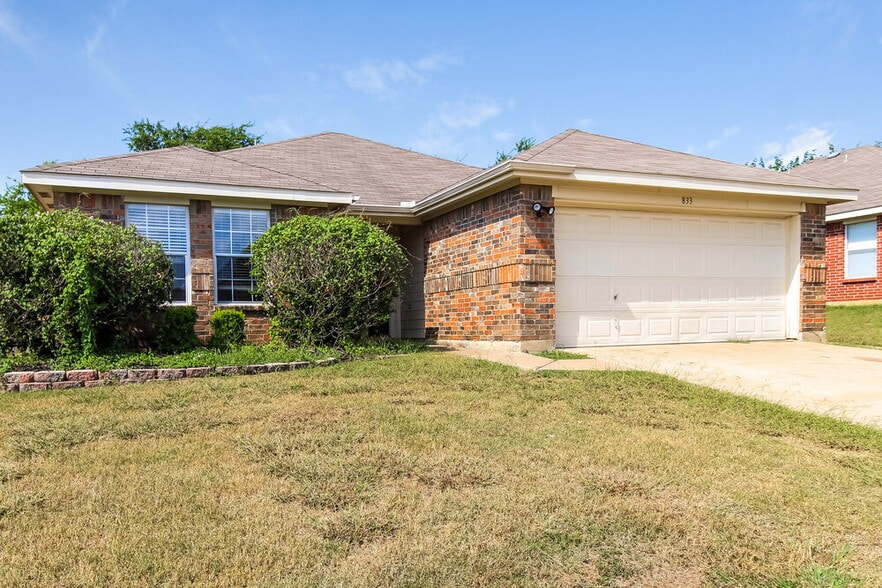 Building Photo - 833 Beaver Creek Dr