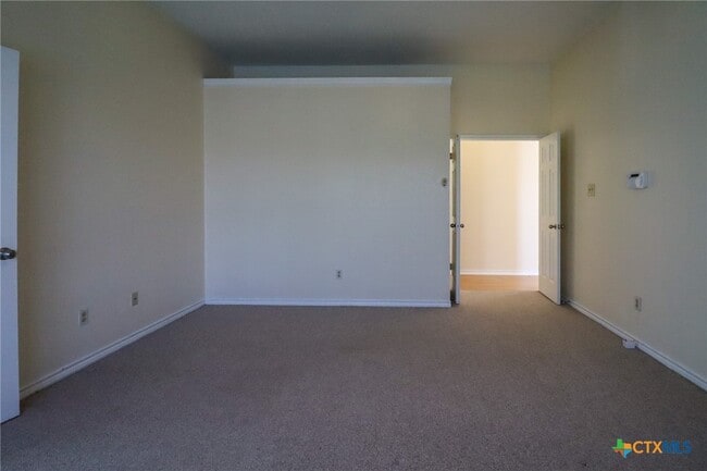 Building Photo - 608 Totem Trail