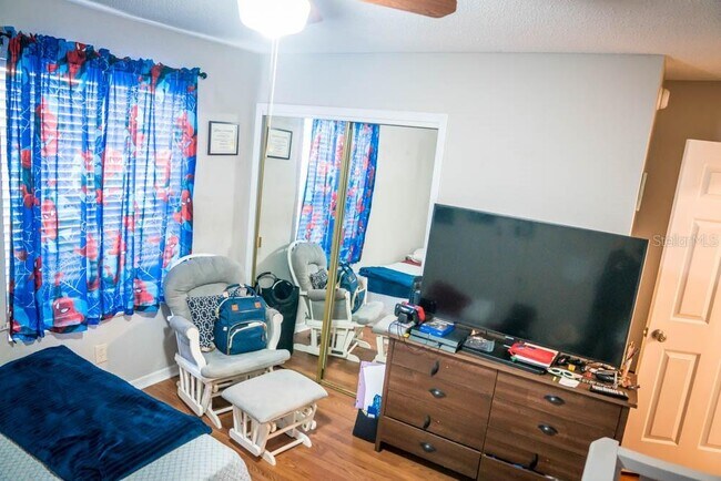 Building Photo - 605 Youngstown Pkwy