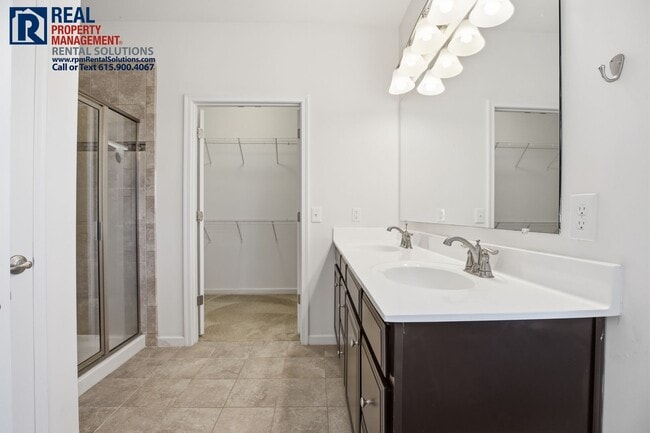 Building Photo - Gorgeous 4 bedroom brick home with bonus room and washer and dryer included! TRIPLE ROCKVALE SCHO...