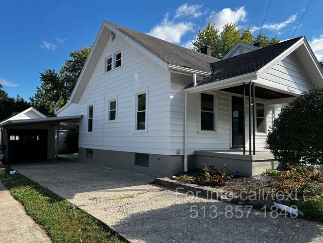 Building Photo - 14 Highland St