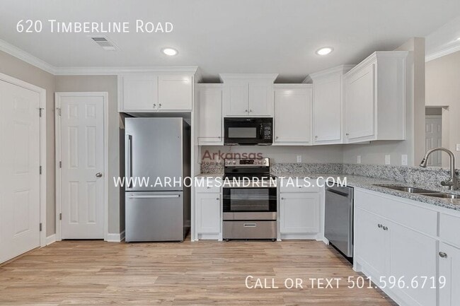 Building Photo - 620 Timberline Rd