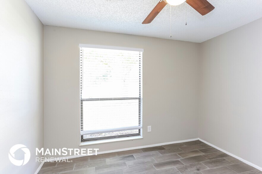 Building Photo - 1209 Hawley Ct