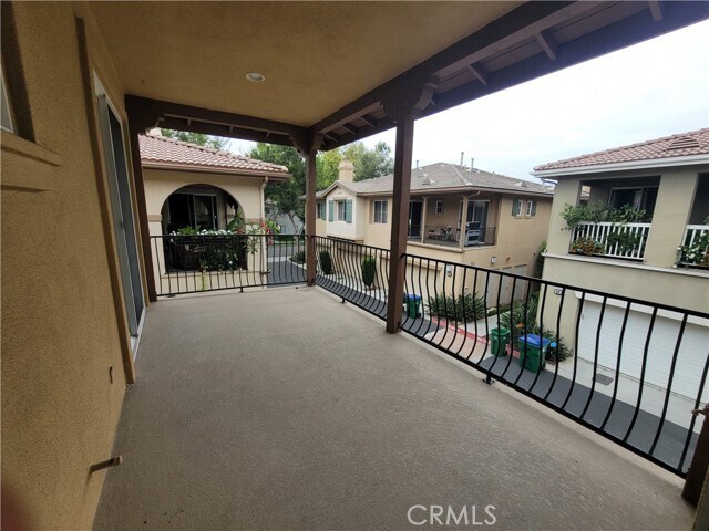 Building Photo - 74 Rosenblum