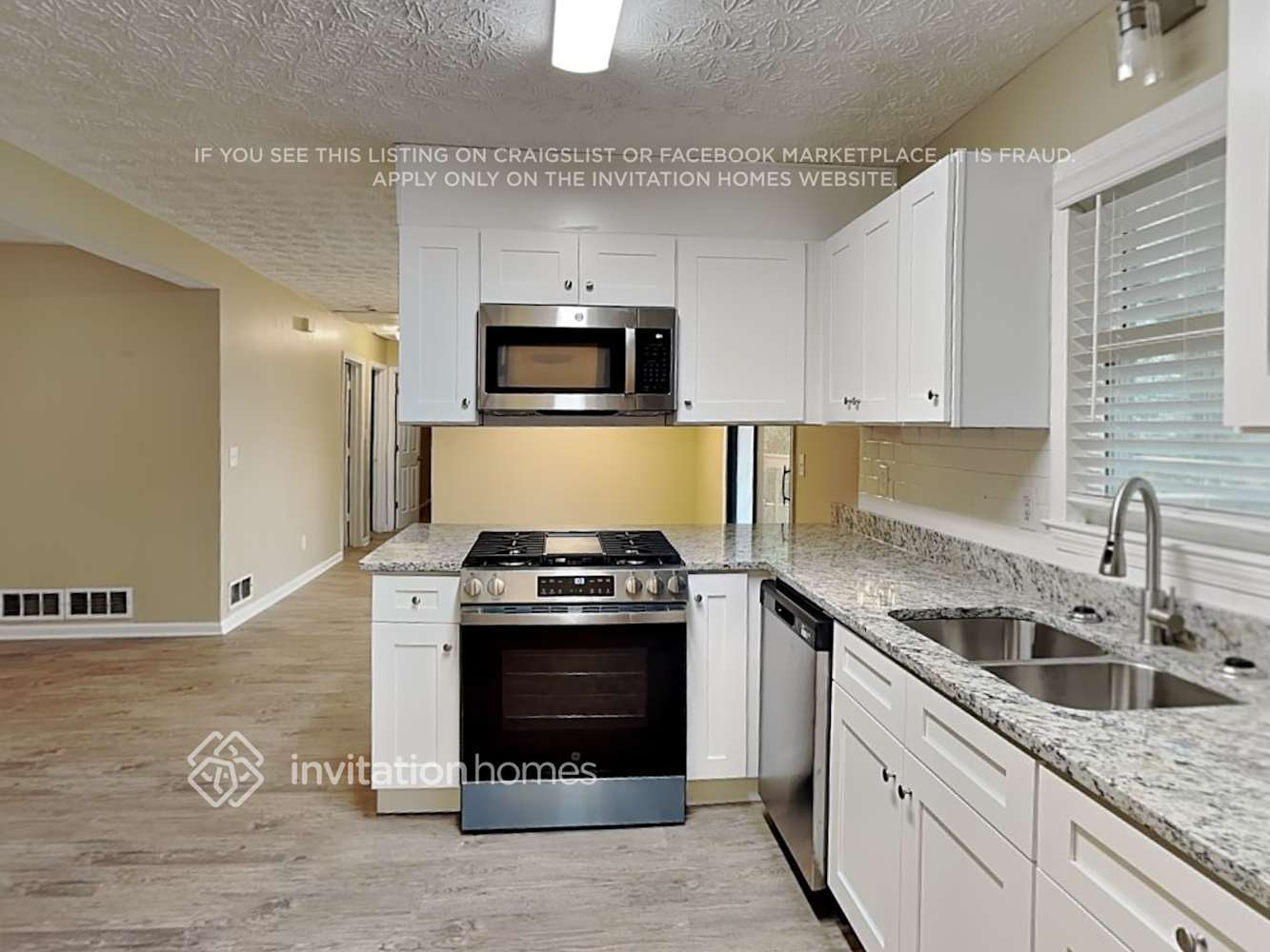 Building Photo - 258 Palms Ln SW