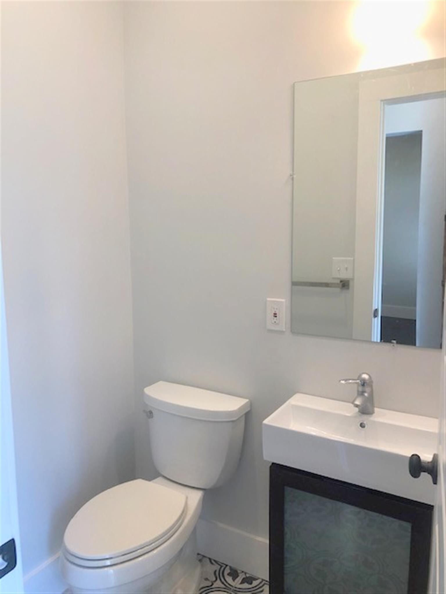 Building Photo - 75 Kinnaird St