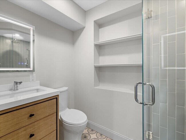 Building Photo - 81 Saint Botolph St