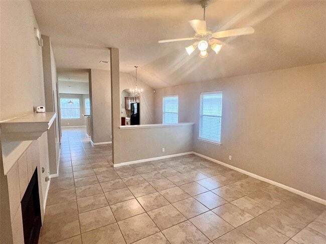 Building Photo - 2509 Elara Dr