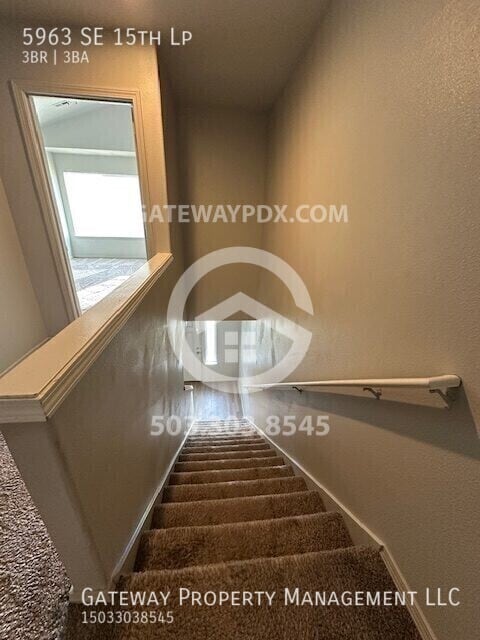 Building Photo - 5963 SE 15th Loop