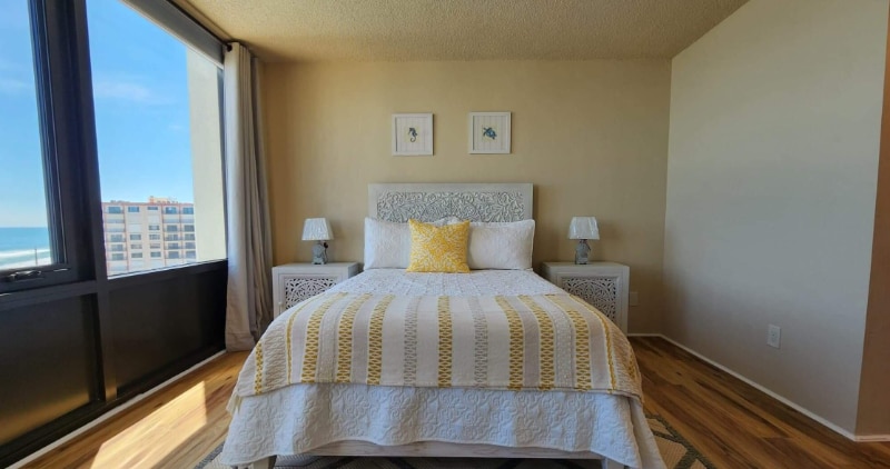 Building Photo - 3580 S Ocean Shore Blvd