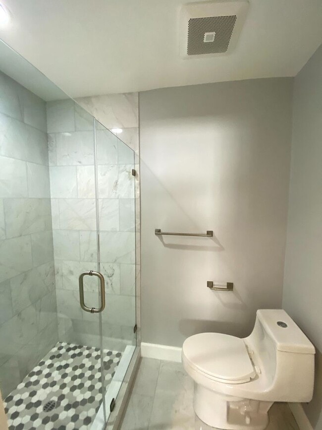 Building Photo - Coming Soon: Stylish 2-Bed Apartment with ...