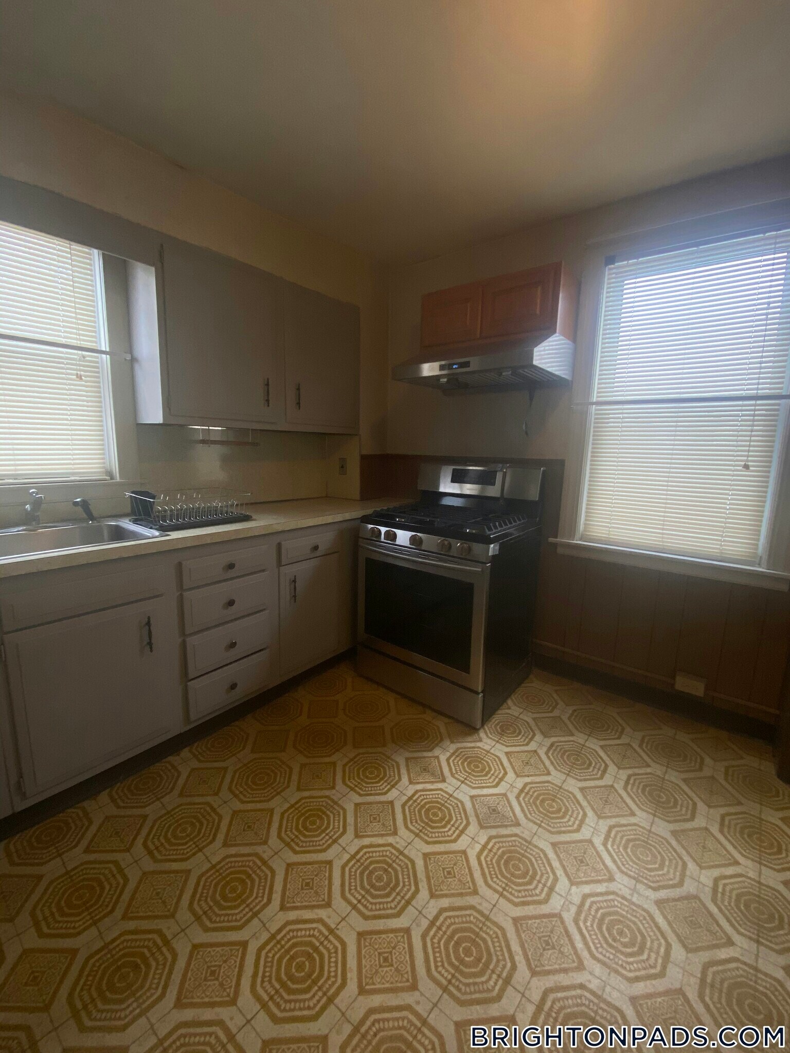 Building Photo - 20R Winship St