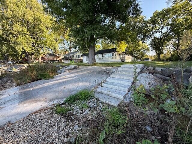 Building Photo - N667 Cowpath Ln