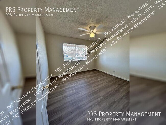 Building Photo - 711 N Oracle-