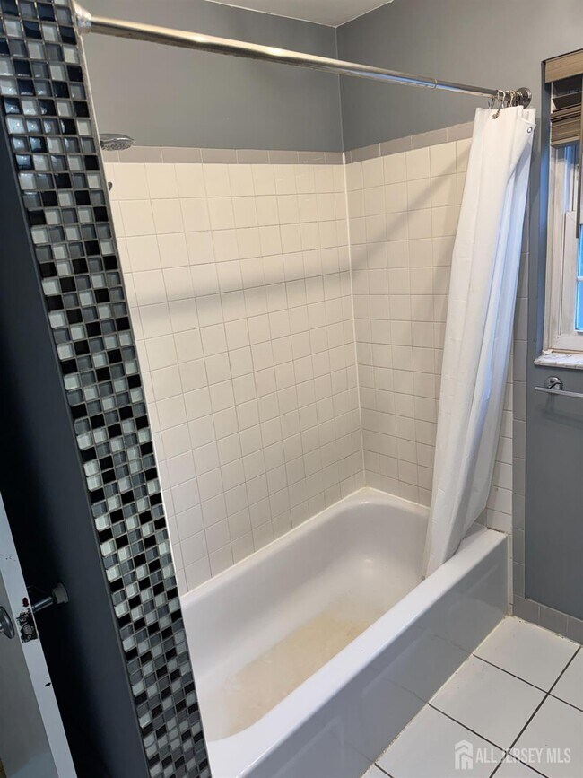 Building Photo - 6501 Ave C