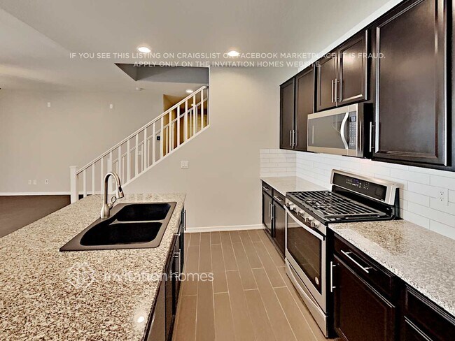 Building Photo - 1508 N Balboa