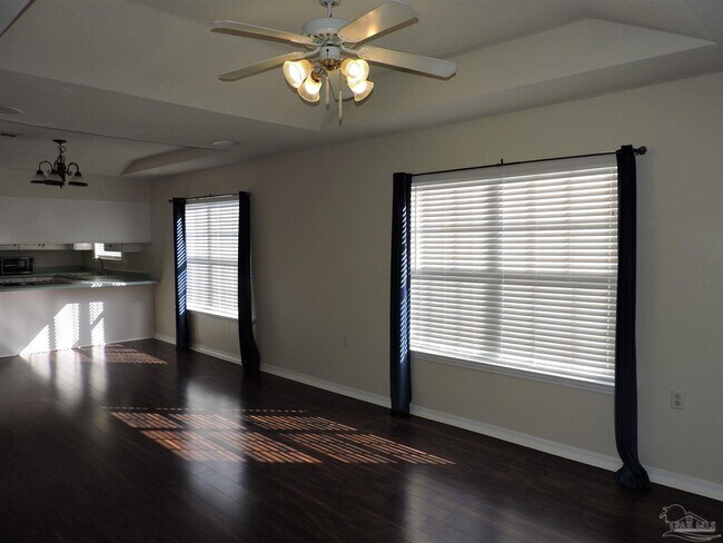 Building Photo - 1100 Sweetbriar St