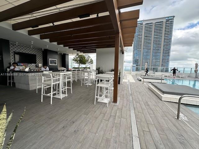 Building Photo - 1010 Brickell Ave