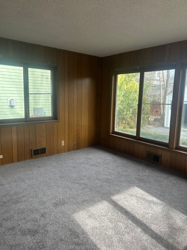 Building Photo - JHEN - HENRIETTA