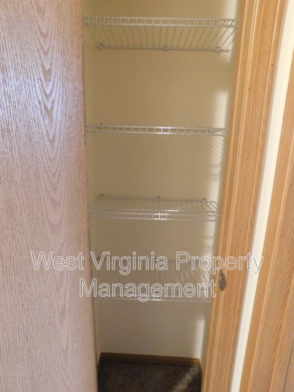 Building Photo - 152 Cardinal Wy