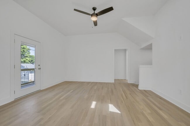 Building Photo - 4BR/4BA New Build in Old Hickory