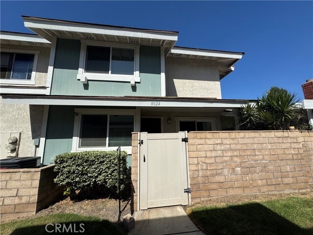 Primary Photo - 2670 La Palma Ave