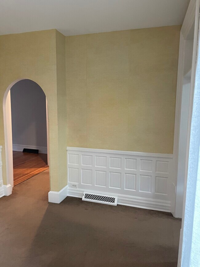 Dining Room - 471 Virginia St