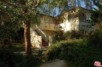Building Photo - 1203 Hi Point St