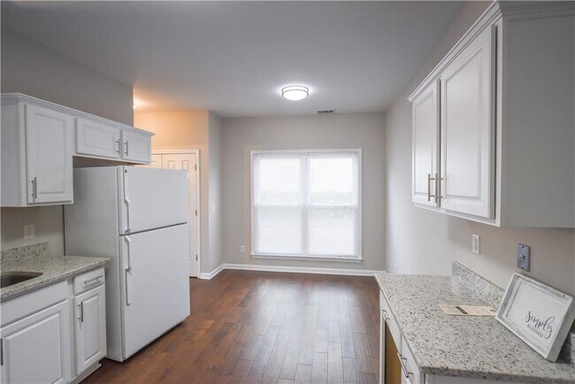 Building Photo - 4113 Glenaire Way NW