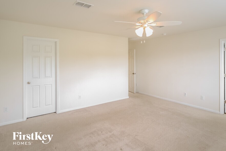Building Photo - 318 Beachgrass Ln