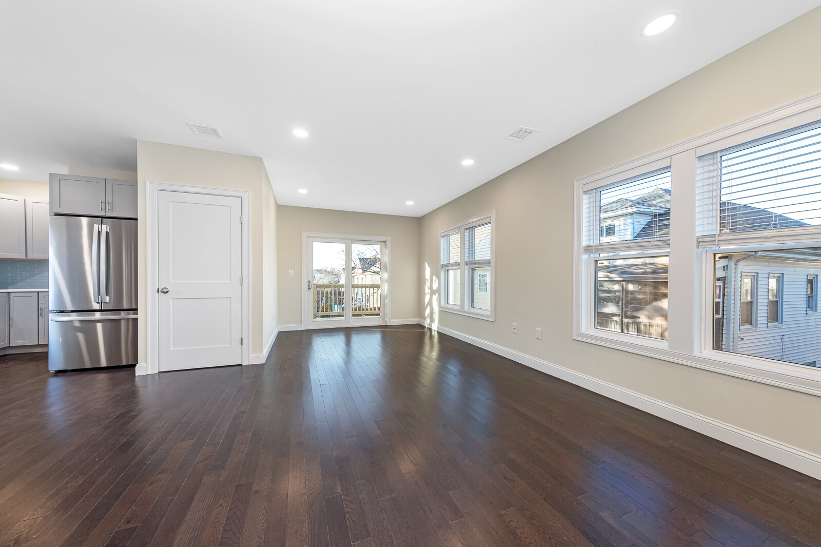 Building Photo - 64 Bradbury Ave