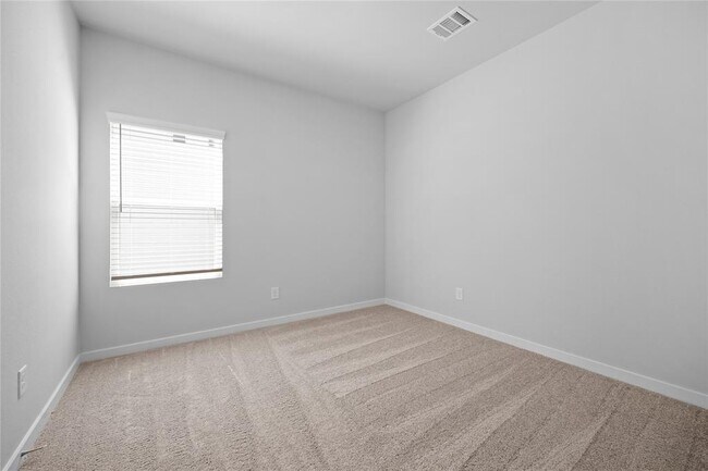Building Photo - 16886 Pandora Wy