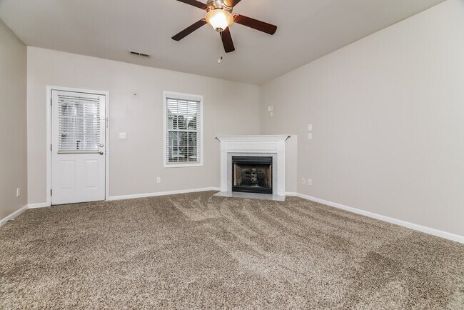 Building Photo - 2405 King Malcolm Ln