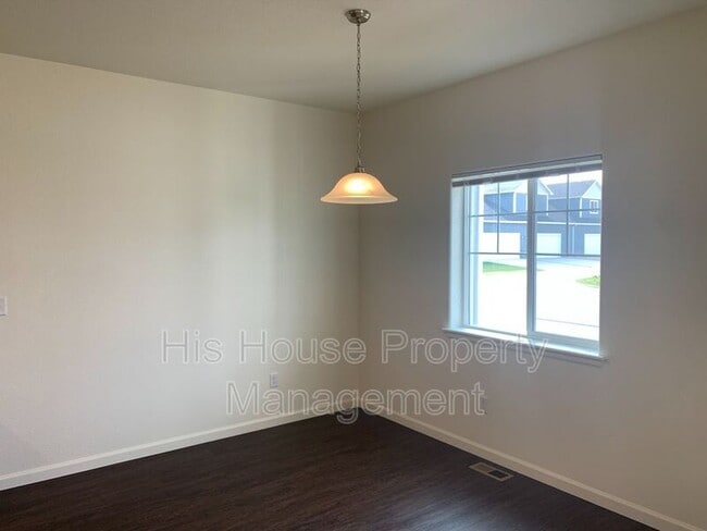 Building Photo - 4355 24th St