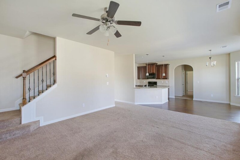 Building Photo - 774 Kallispel Ct