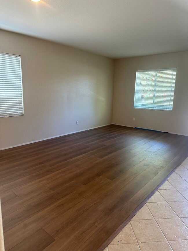 Building Photo - 3Bed/2bath Single Story Temecula - Crowne ...