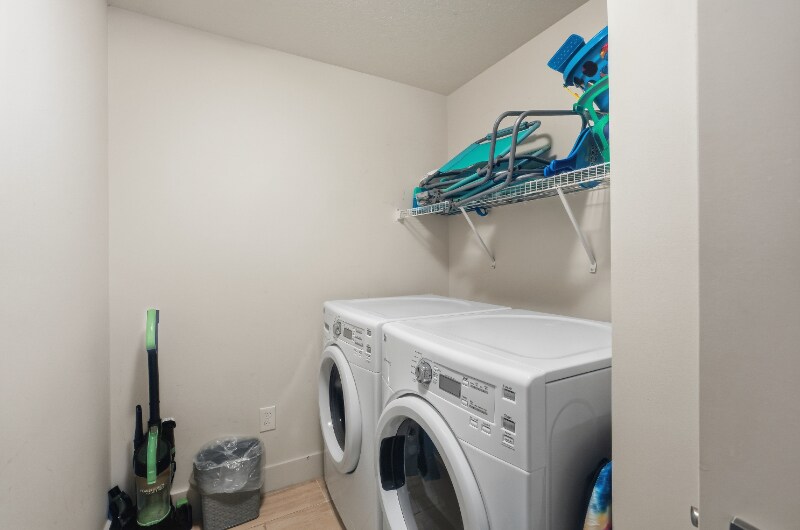 Building Photo - 15928 Front Beach Rd