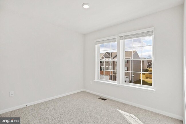 Building Photo - 1264 Apollo Dr