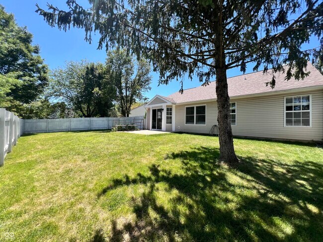 Building Photo - 10779 Park Vista Ct