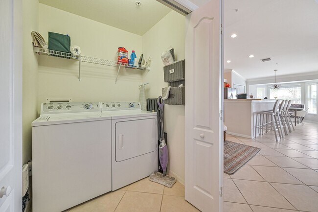 Building Photo - SHORT TERM Rental in Bella Terra - (7.1 - ...