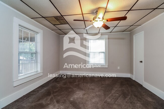 Building Photo - 209 Poplar St