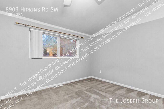 Building Photo - 8903 Hipkins Rd SW