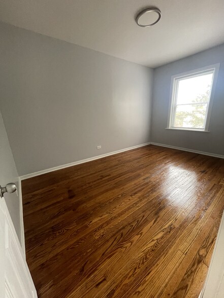 Building Photo - 7912 S Bishop St