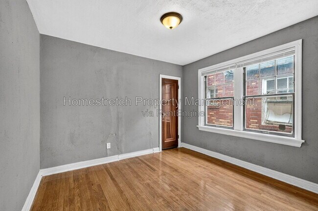 Building Photo - 5920 Ferris Ave