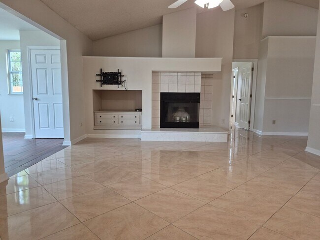 Building Photo - 4915 Austrian Ct