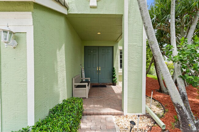 Building Photo - 2253 Balsan Way