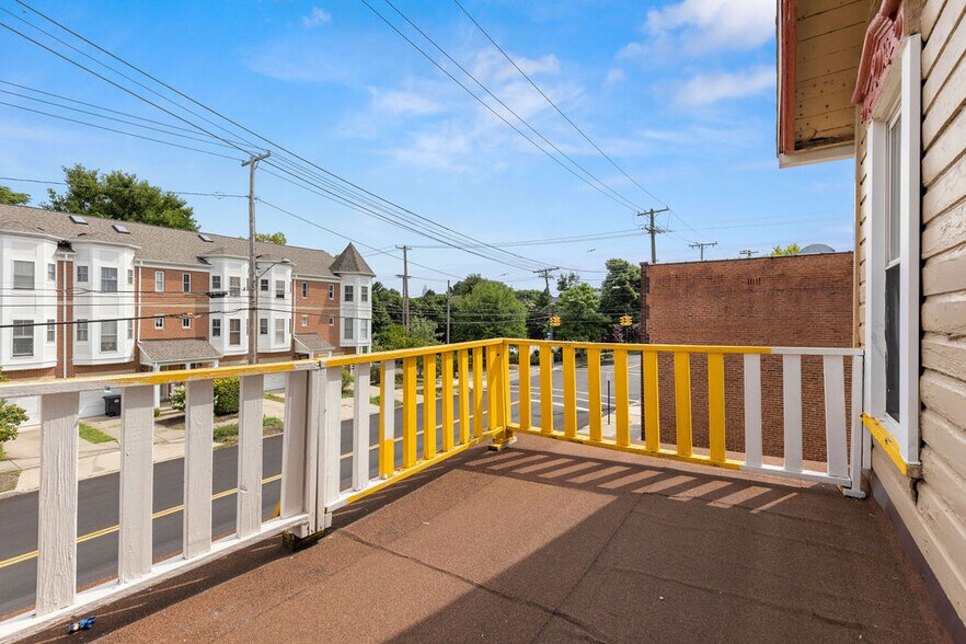 Building Photo - 5409 Bridge Ave